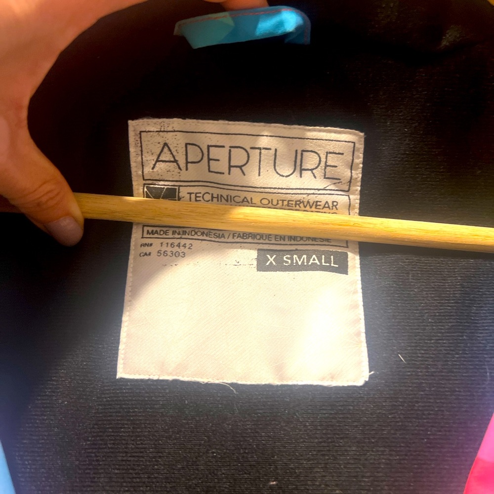 Aperture jacket XS